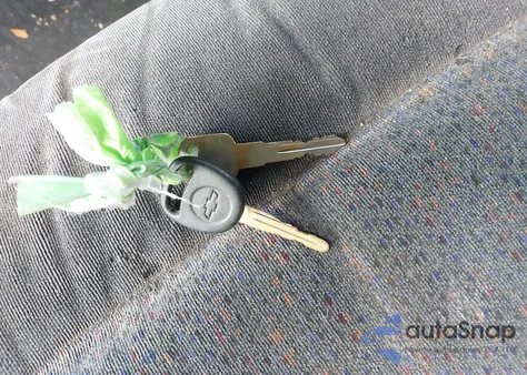 2002 Chevrolet Silverado 1500 Ls z USA, uszkodzony, nr VIN 1GCEC19T02Z130553